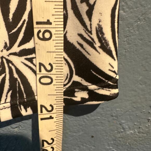 Jantzen Classics Tankini Top Black & White Boho Size 10 Hot Tub Pool Cruise - Picture 5 of 10